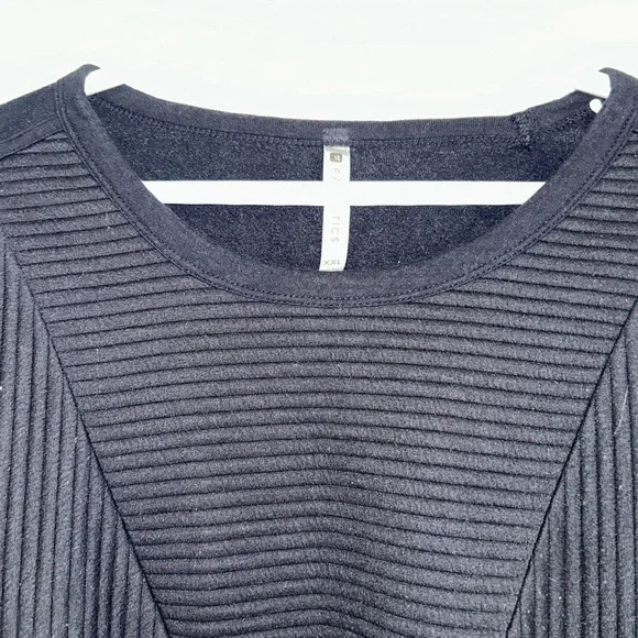 Fabletics Sweater - Picture 3 of 7